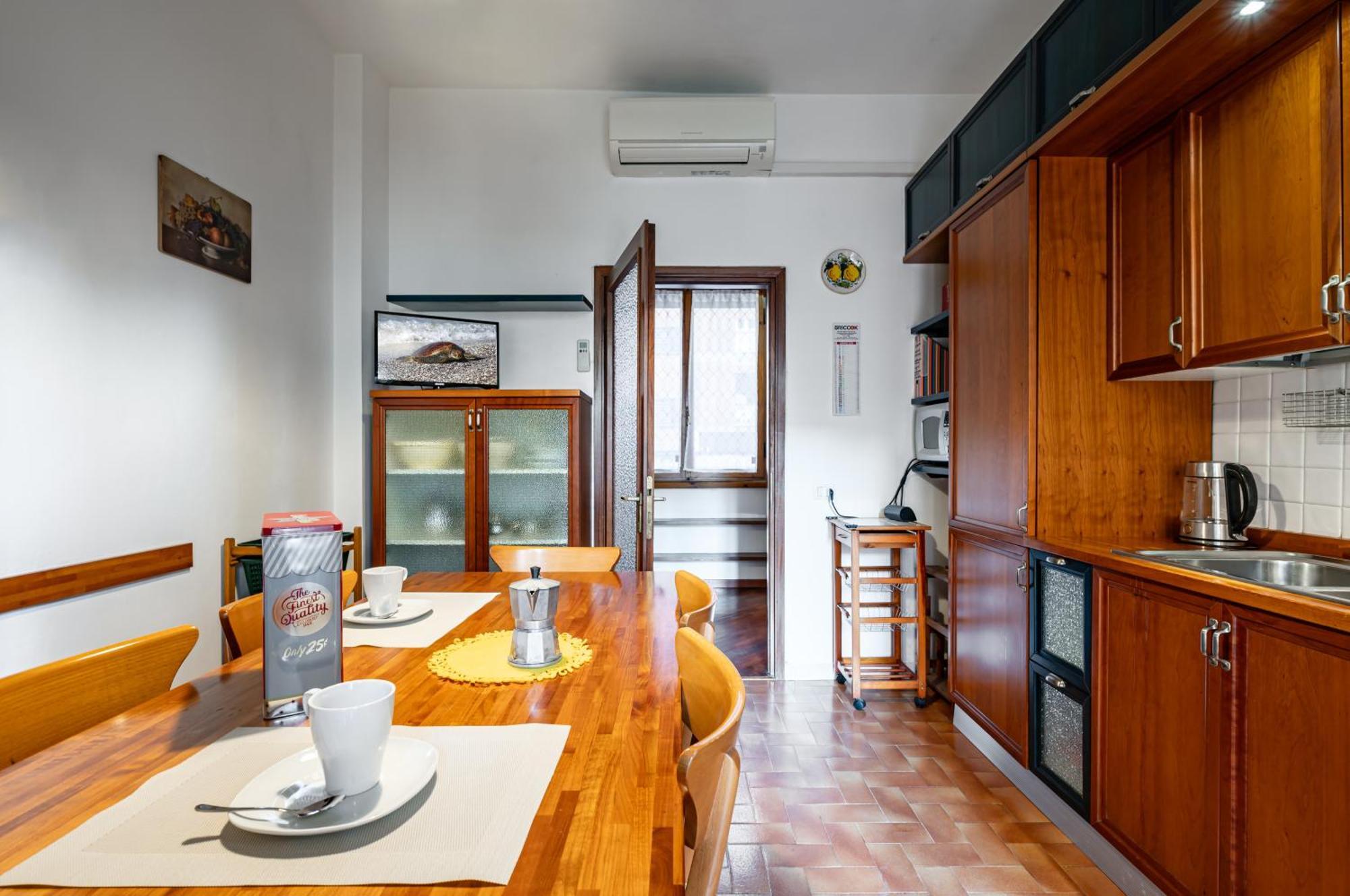 Visarno & University Roomy Flat X6 With Parking 피렌체 외부 사진